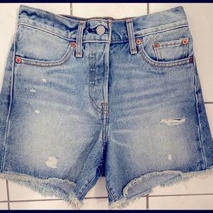 Levi’s shorts